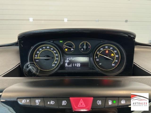 LANCIA - Ypsilon 1.2 8v 5p momo NEOPATENTATI