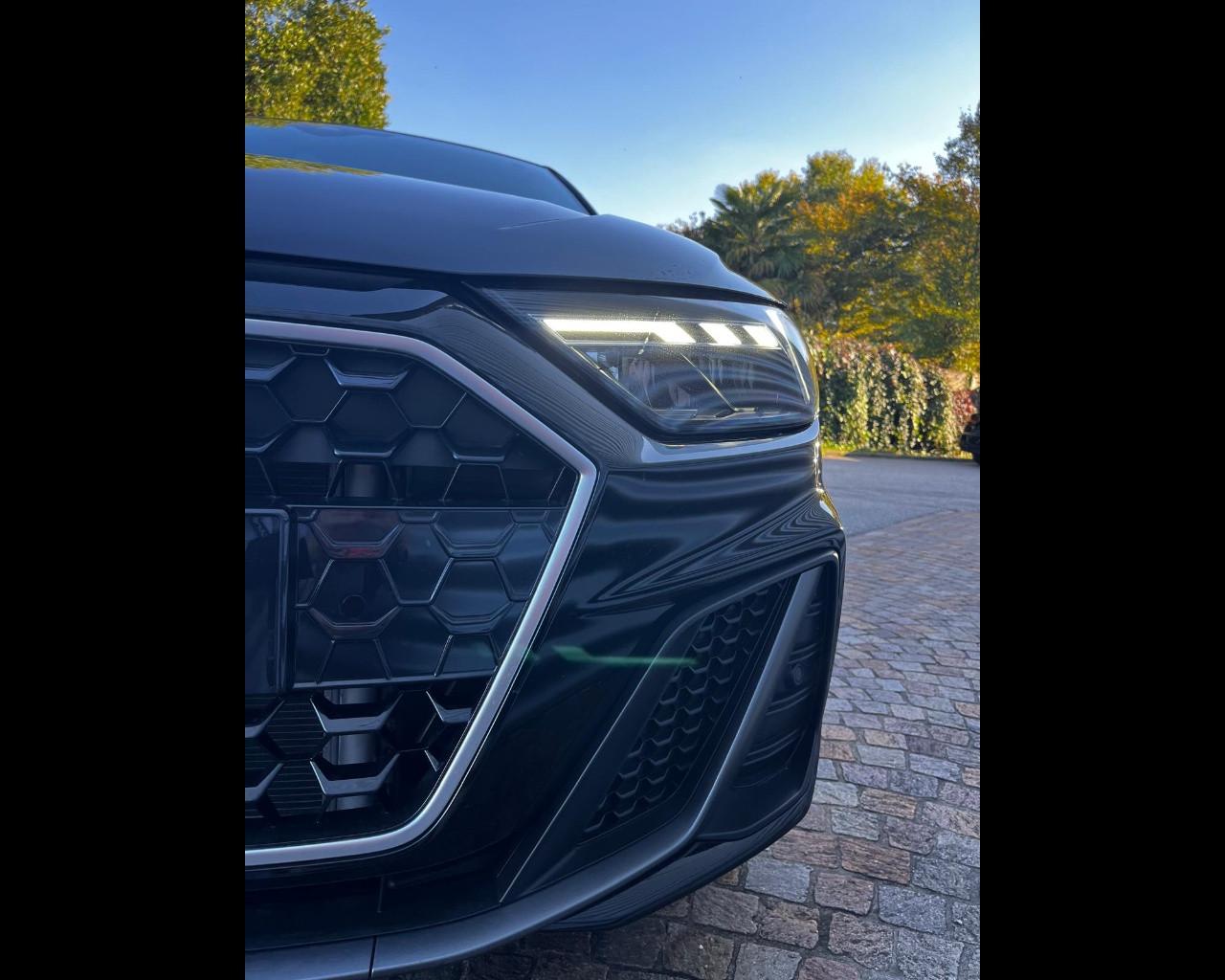 AUDI A1 SPORTBACK 30 TFSI S-TRONIC S LINE EDITION