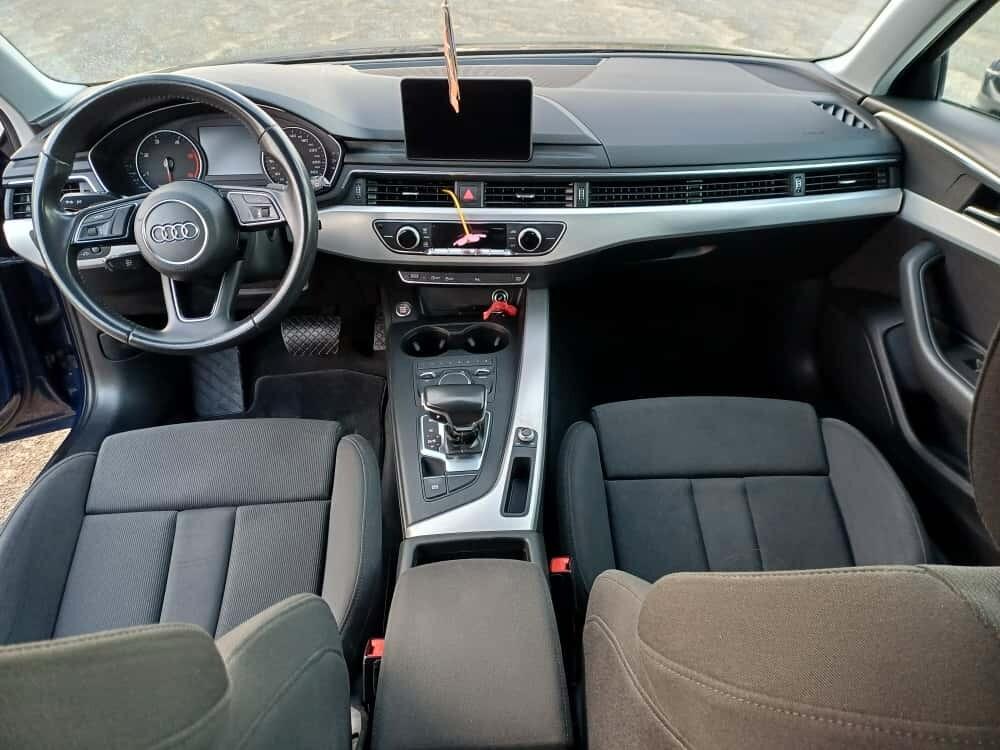 Audi A4 2.0 TDI 150 CV ultra S tronic Design