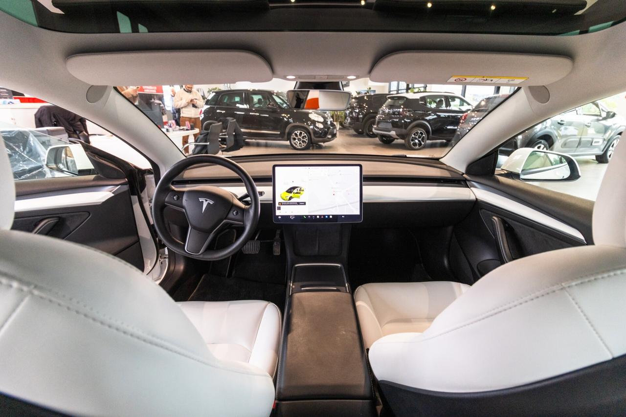 Tesla Model 3 Long Range Dual Motor AWD