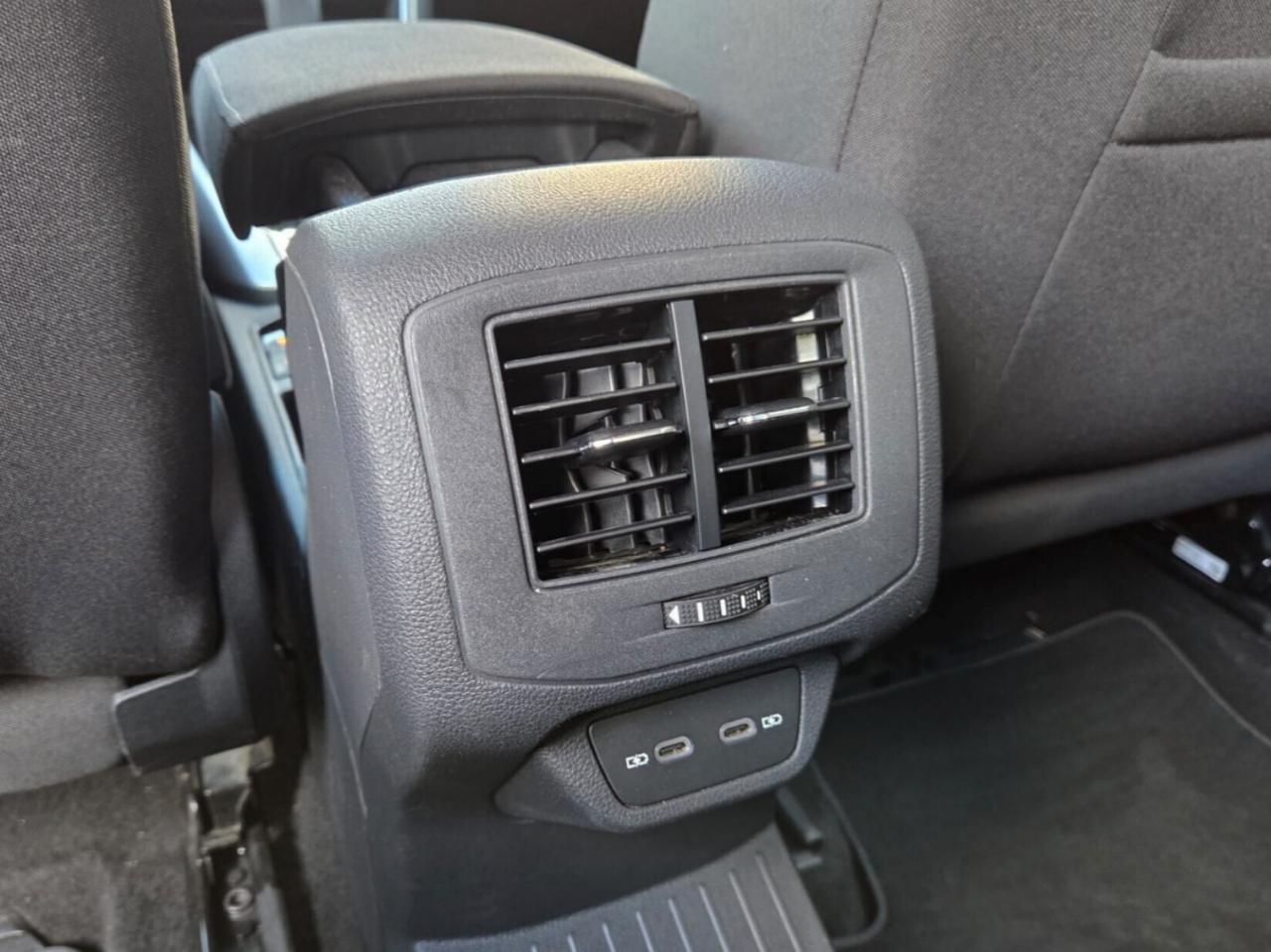 VOLKSWAGEN T-ROC 2.0 TDI 116 cv LIFE