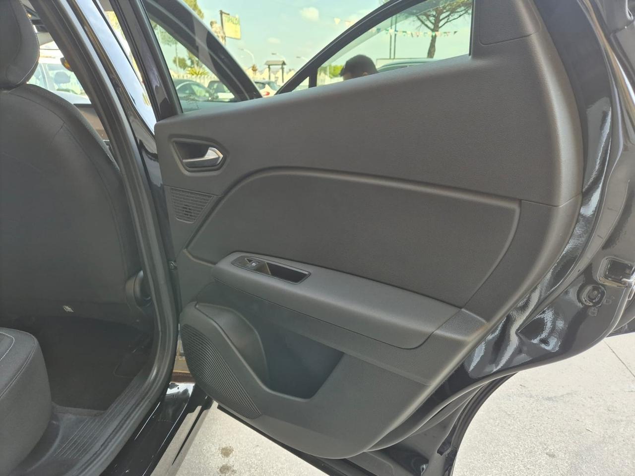 Renault Captur Blue dCi 95 CV Intens