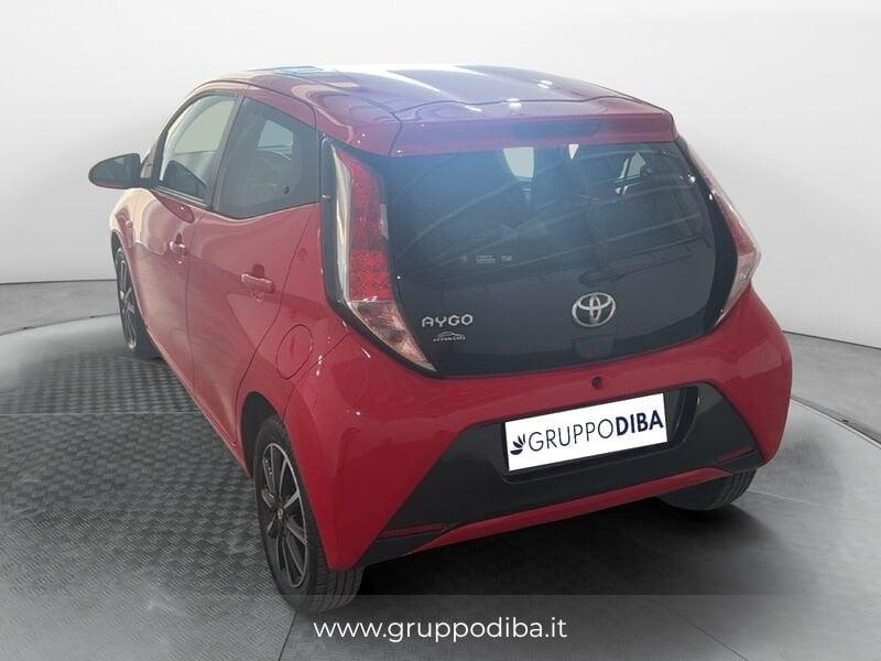 Toyota Aygo II 2014 5p 1.0 x-cool my15