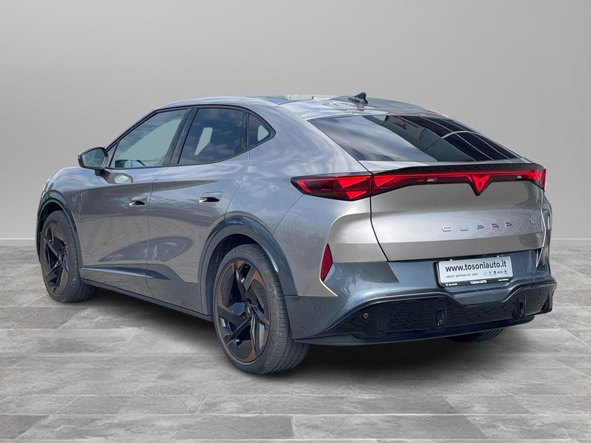 CUPRA CUPRA Tavascan VZ Adrenaline 77 kWh (net) 250 kW (340 CV) Elettrica Rapporto singolo AWD