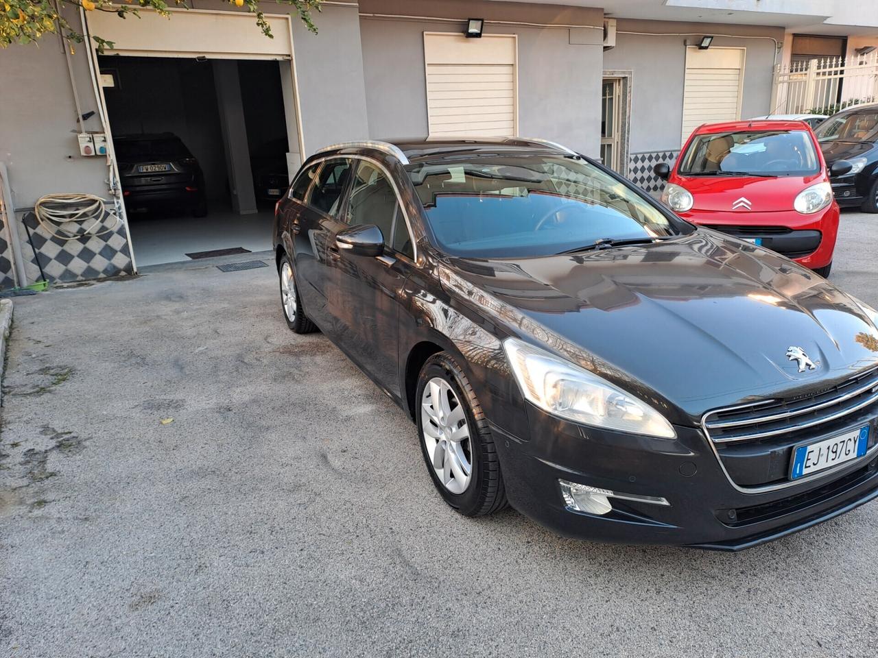 Peugeot 508 1.6 e-HDi 112CV cambio automatico e f1 S&S SW Ciel Business