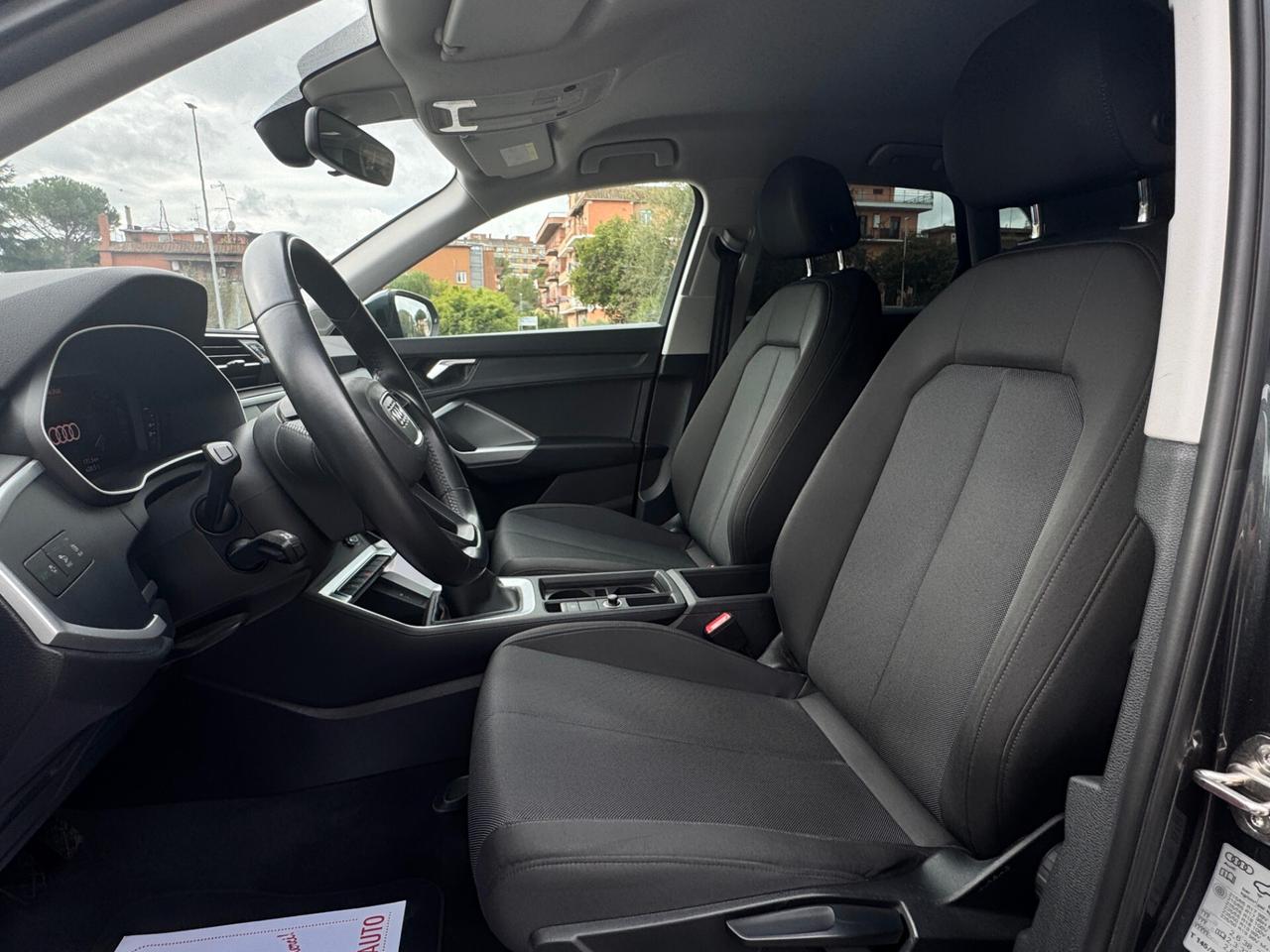 Audi Q3 35 TFSI 150cv S-line Matrix