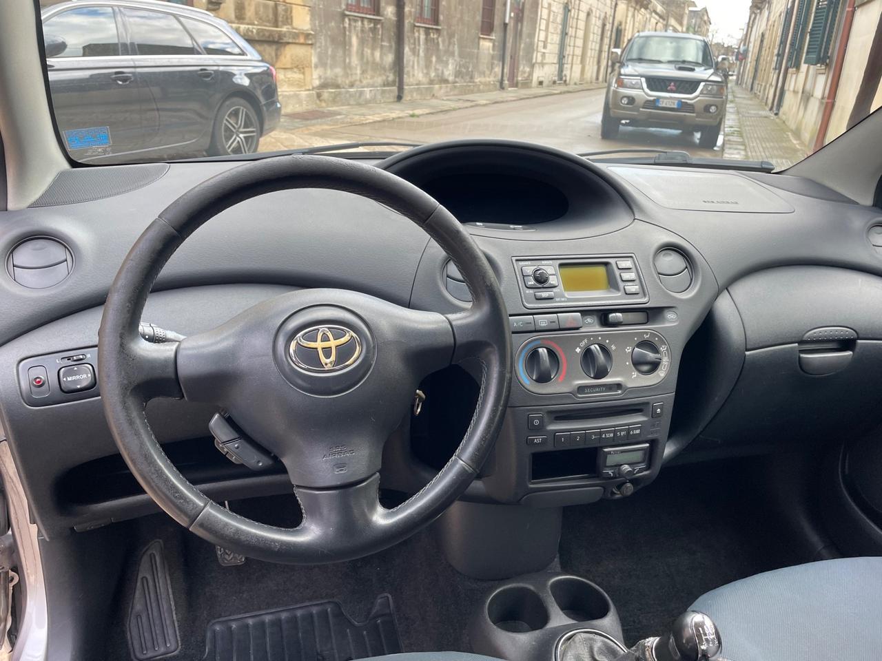 Toyota Yaris 1.4 tdi