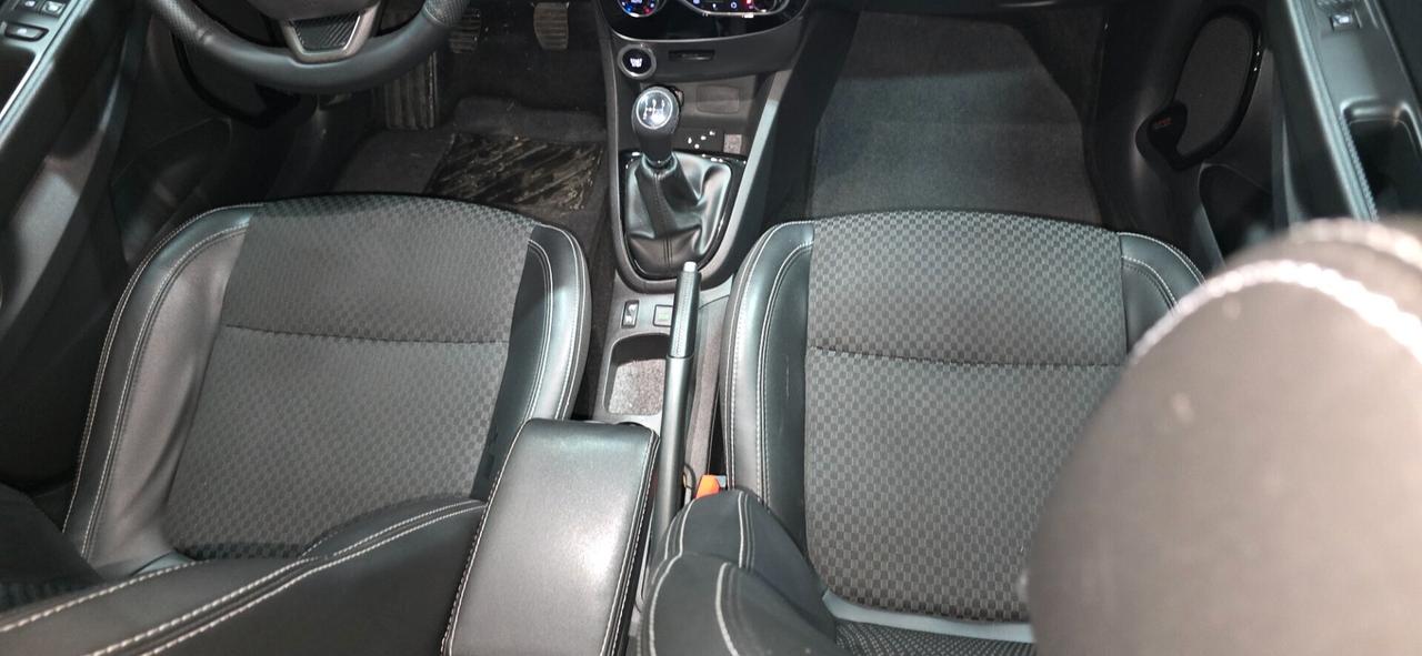 Renault Clio Sporter dCi 8V 90 CV Moschino Intens