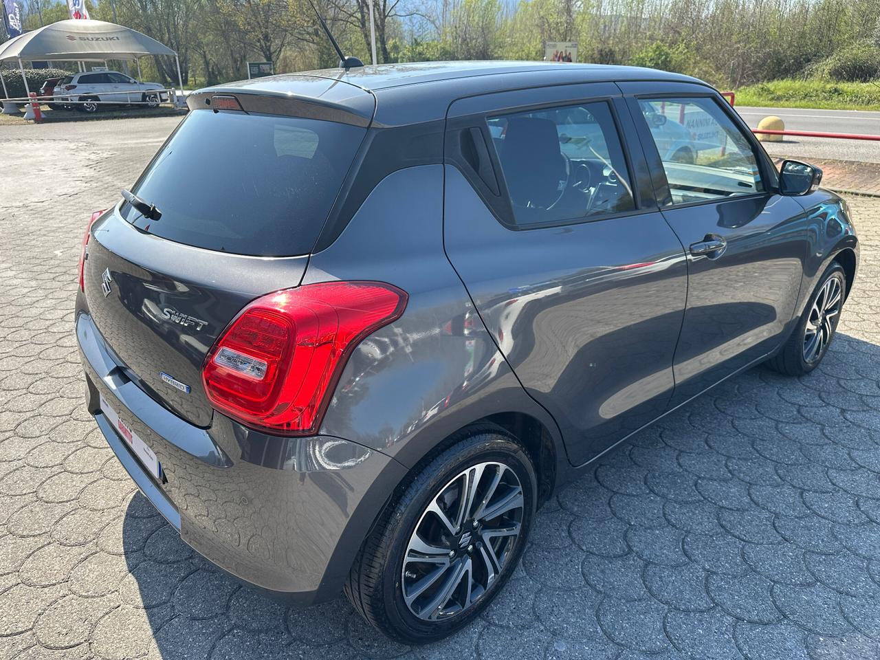 Suzuki Swift 1.2 Hybrid Top