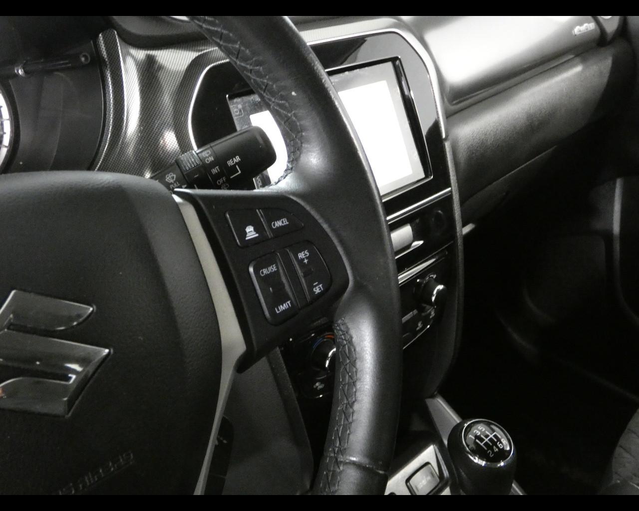 SUZUKI Vitara (2015) - Vitara 1.4 Hybrid 4WD AllGrip Top