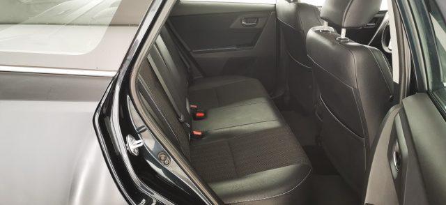 TOYOTA Auris Touring Sports 1.4 D-4D Lounge