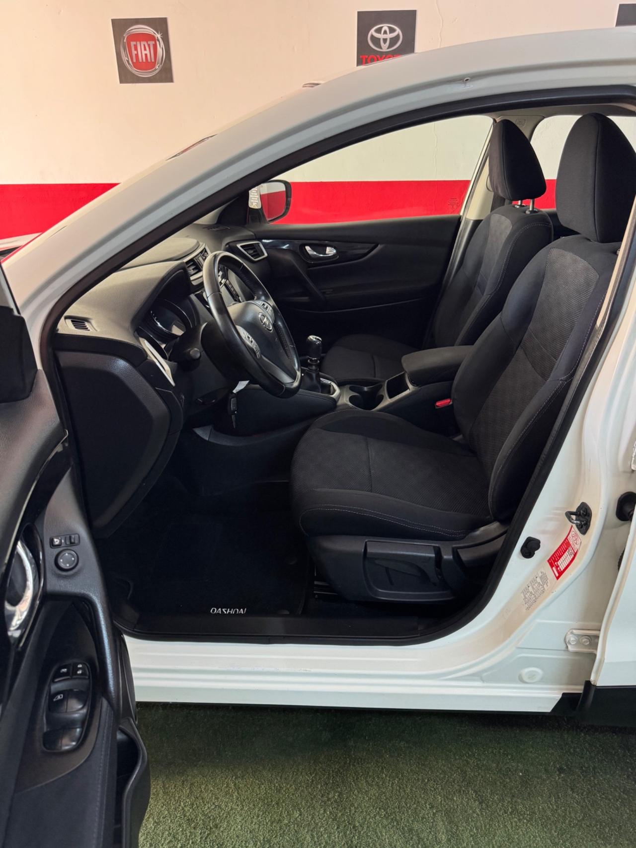 Nissan Qashqai 1.5 dCi 110 CV Tekna , telecamera ,Nav ,Cerchi 17