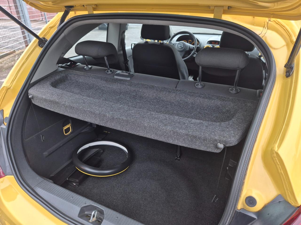 Opel Corsa 1.4 16V 3 porte b-color Euro 5