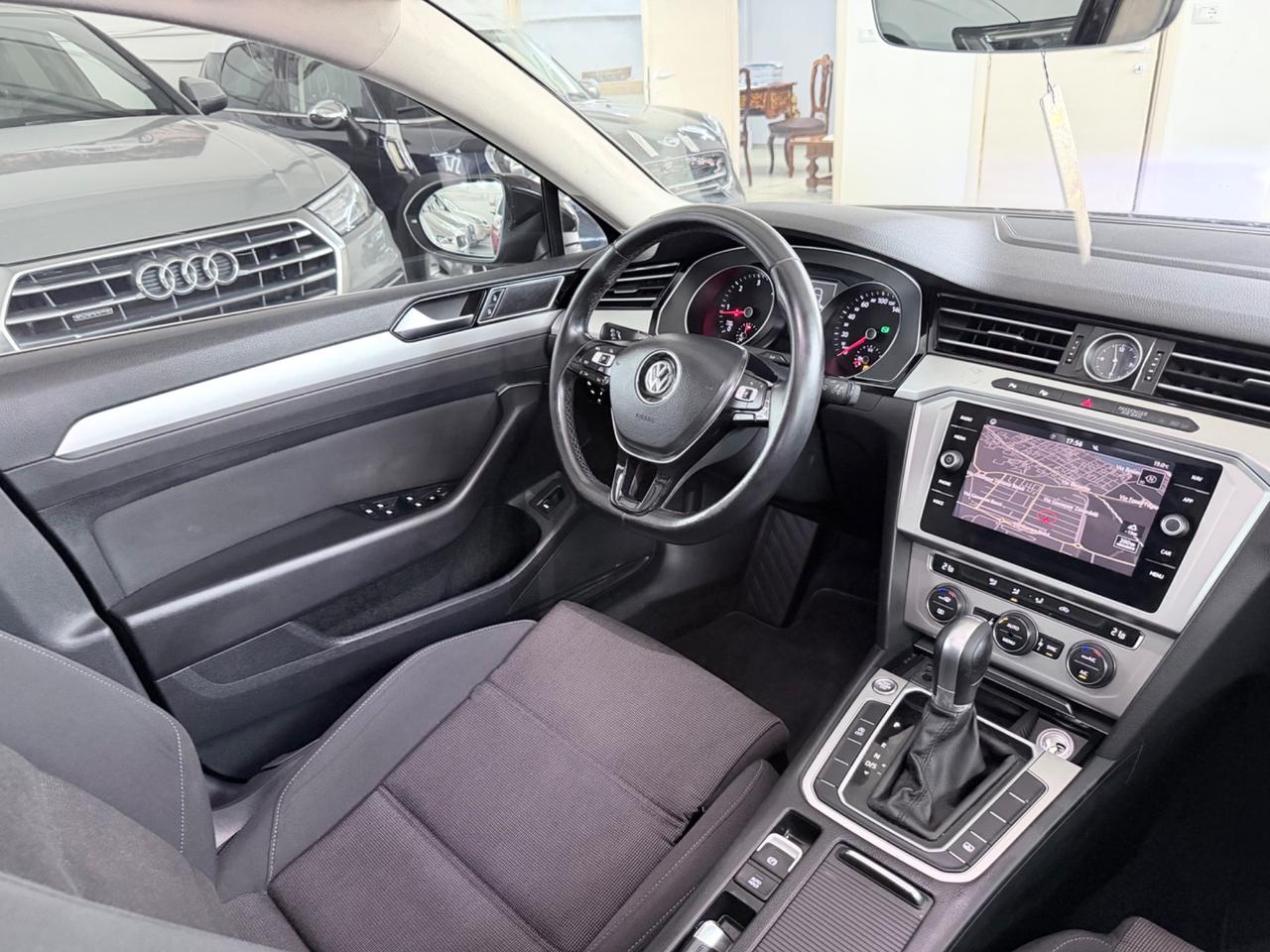 Volkswagen Passat 1.6 TDI 120CV NEOPATENTATI DSG EUR6
