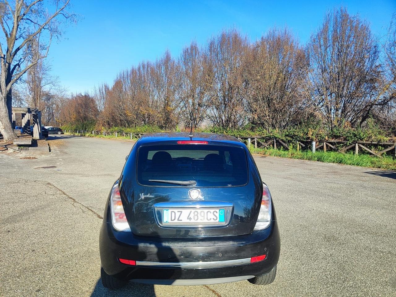 Lancia Ypsilon 1.4 Argento