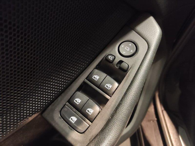 BMW Serie 1 (F40) - 118i 5p. Business Advantage