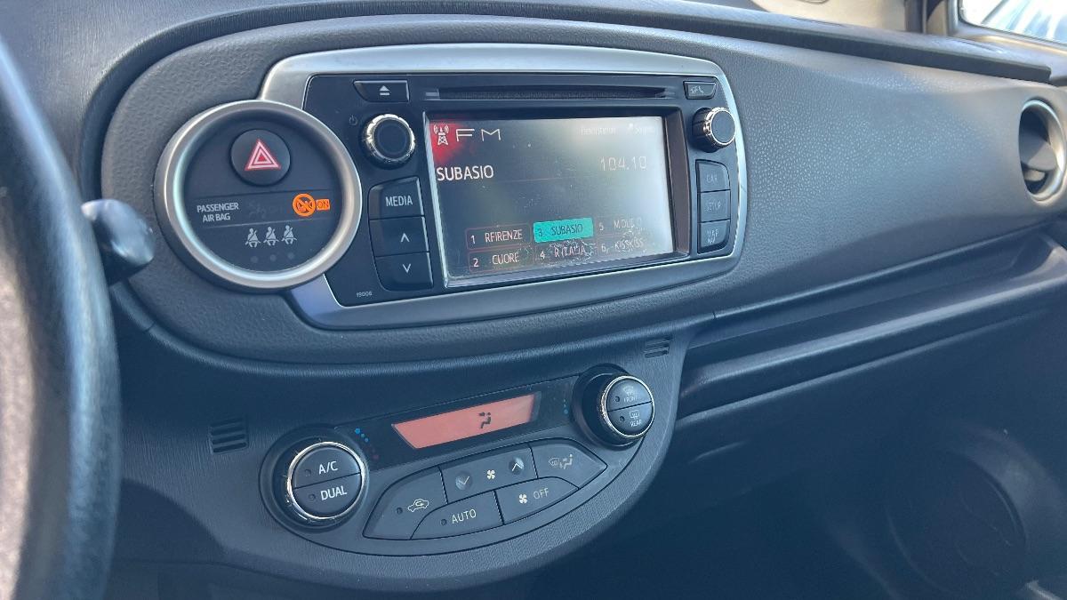 TOYOTA - Yaris 1.0 5p