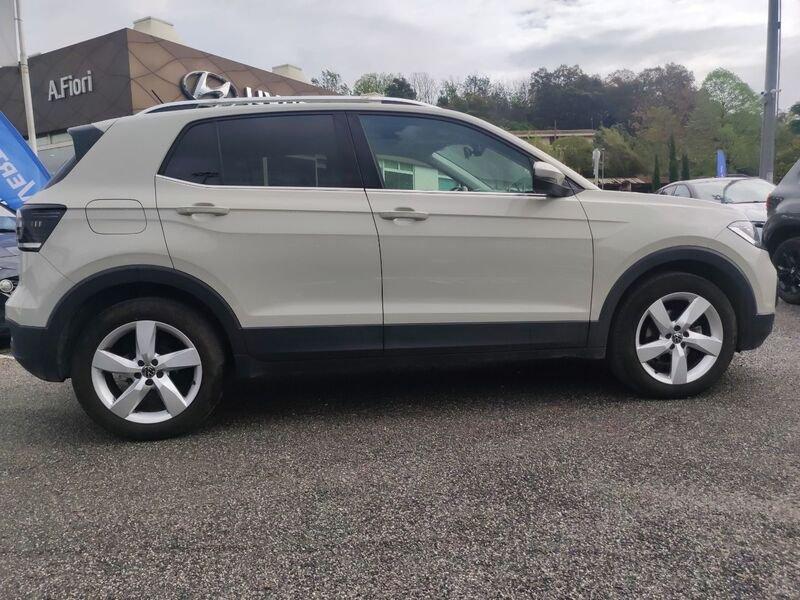 Volkswagen T-Cross 1.0 tsi Advanced 110cv