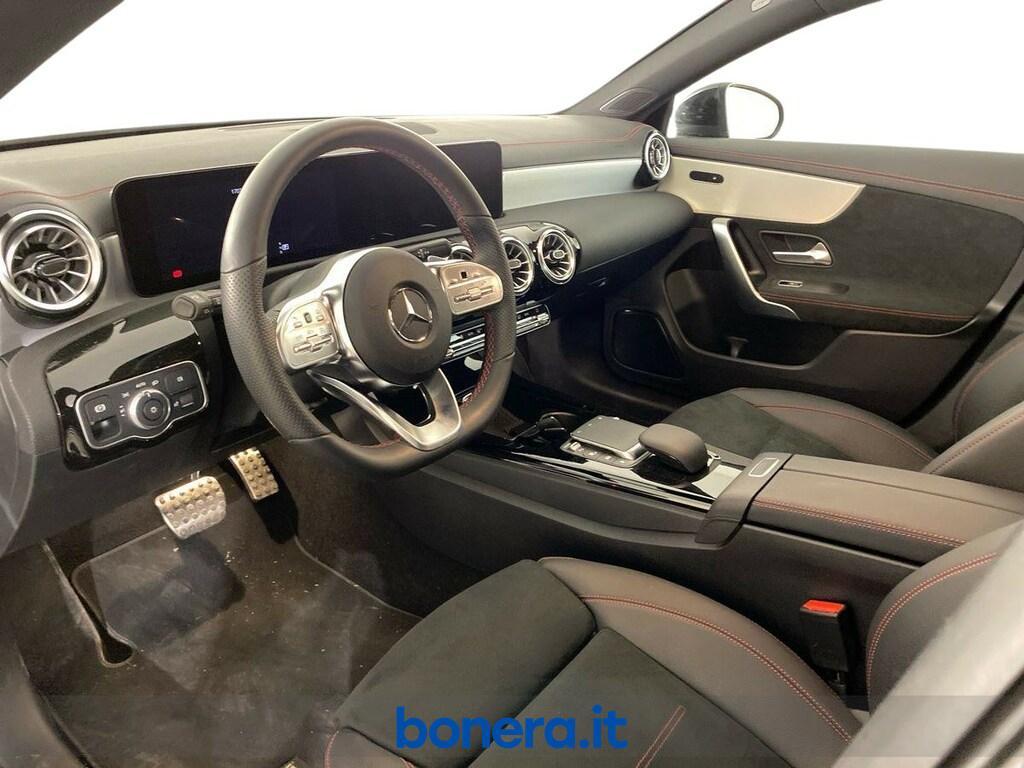 Mercedes CLA Shooting Brake 200 D Premium 8G-DCT