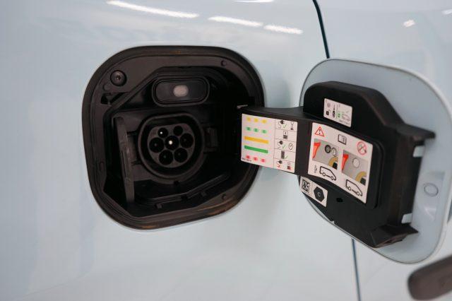RENAULT Twingo Electric Zen Elettrica - Pari al nuovo - Uniprop.