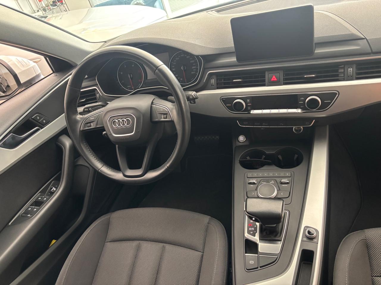 Audi A4 Avant 2.0 TDI 150 CV ultra S tronic Sport
