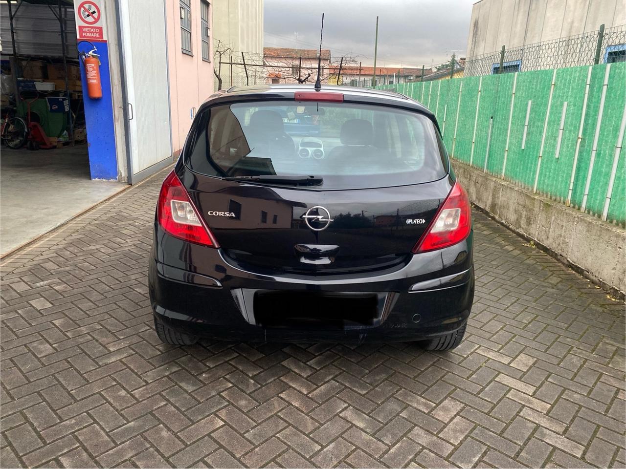 Opel Corsa 1.2 80CV 5 porte GPL neopatentati