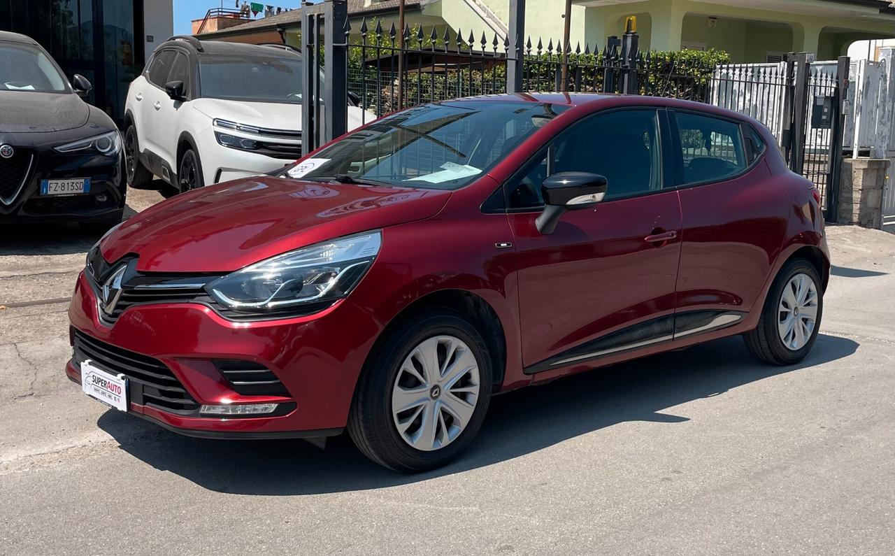RENAULT Clio TCe 12V 90 CV GPL MOSCHINO LIFE