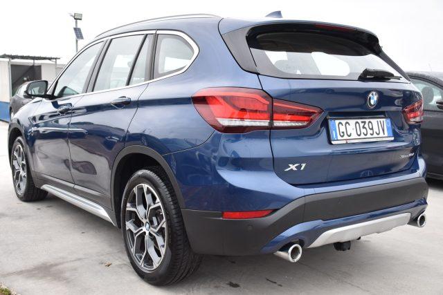 BMW X1 sDrive18d xLine *Led, Pelle*