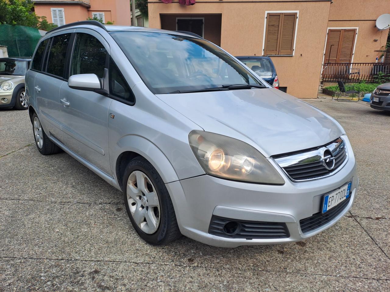 OPEL ZAFIRA 1.9 CDTI *7 POSTI*