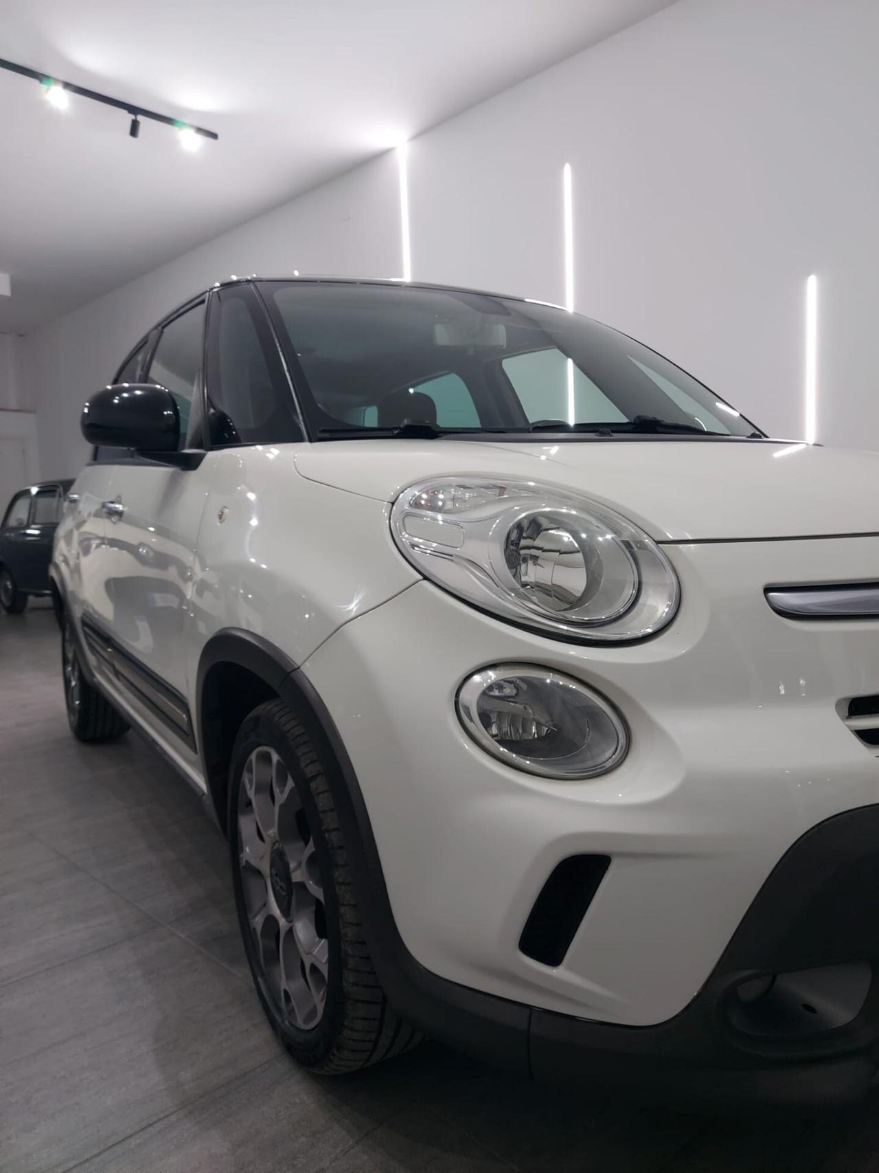 Fiat 500L 1.6 Multijet 105 CV Trekking BI-COLOR