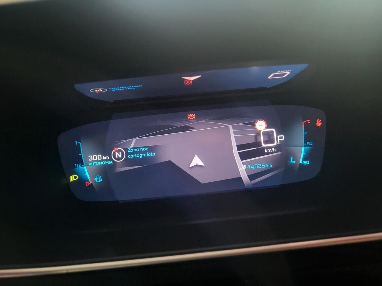 Peugeot 2008 BlueHDi 130 S&S EAT8 GT+navi+bixeno