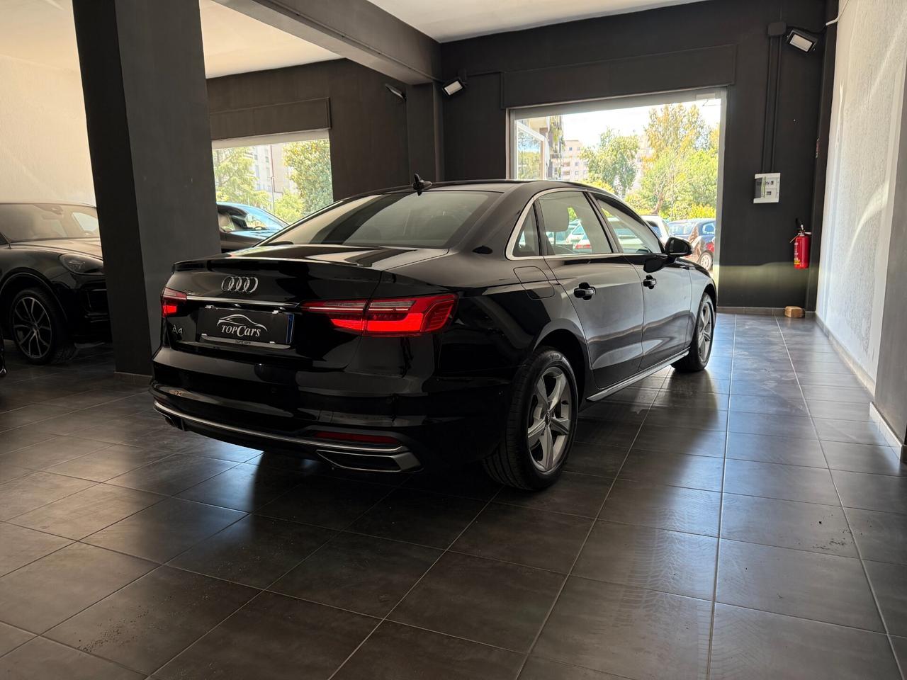 Audi A4 35 TDI/163 CV S tronic Business Advanced