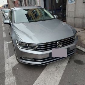 Volkswagen Passat Variant 2.0 TDI DSG Business BlueMotion Tech - GARANZIA 24 MESI