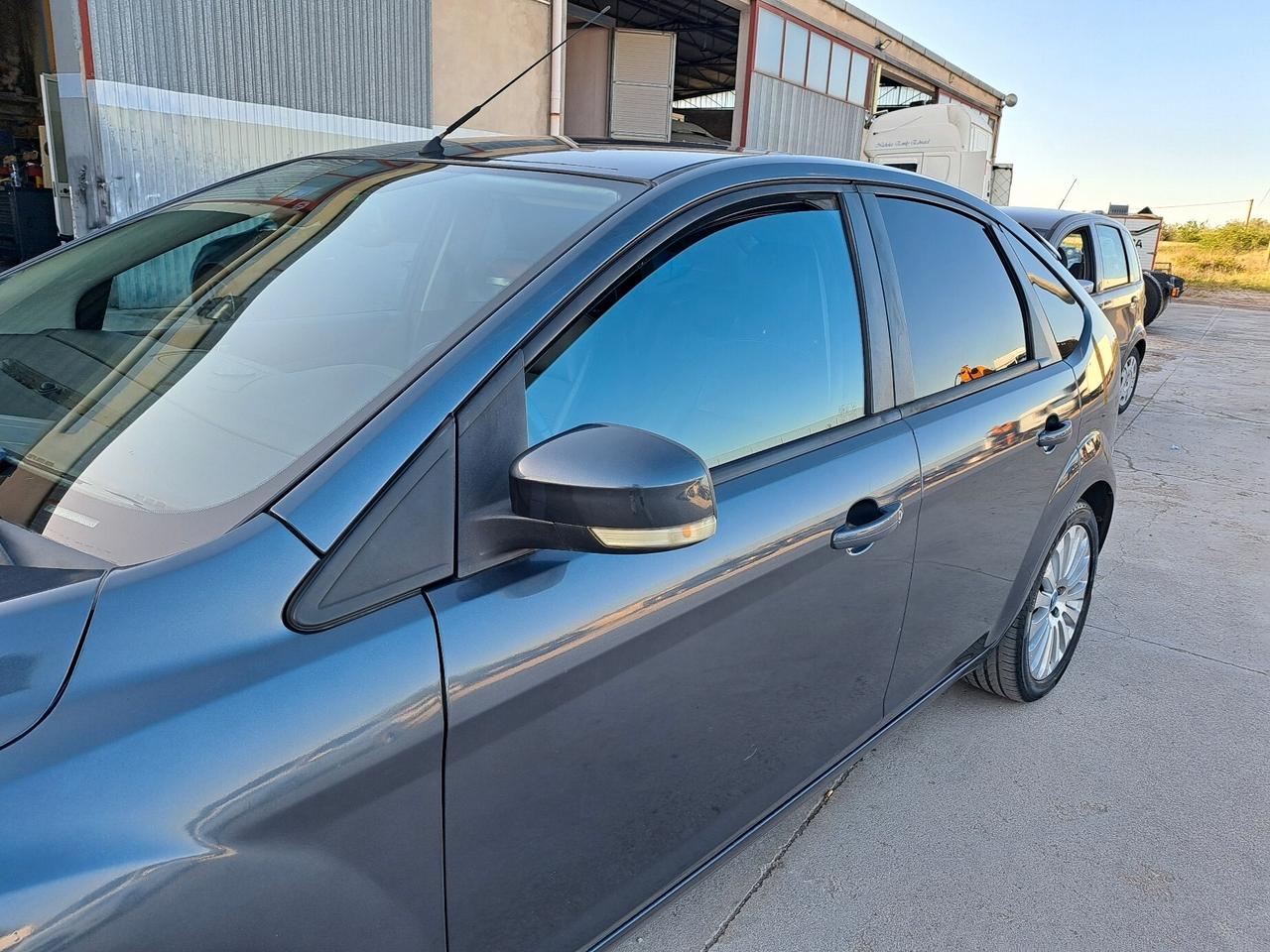 Ford Focus 1.6 TDCi - 2008 TITANIUM BERLINA