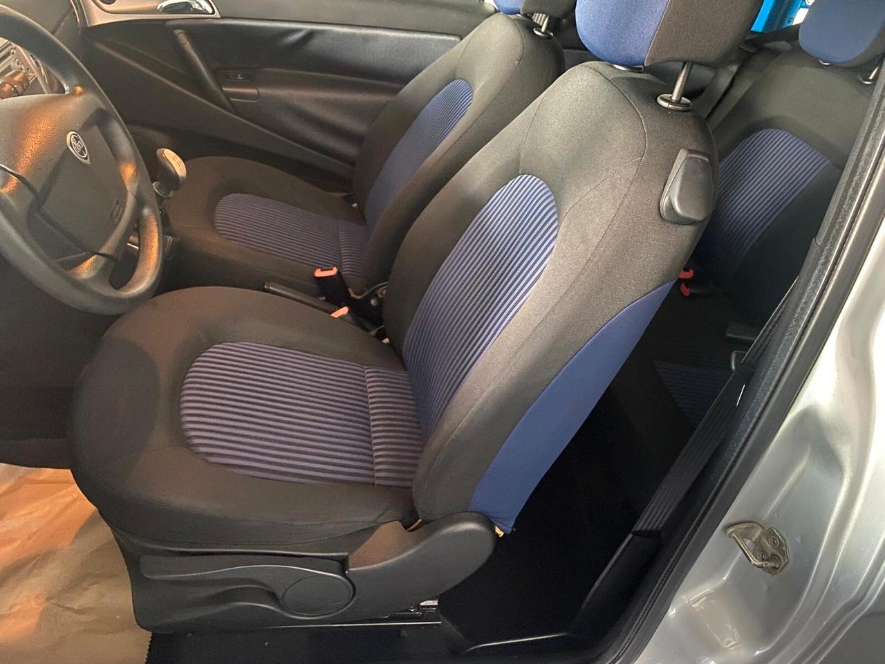Lancia Ypsilon 1.2 Argento