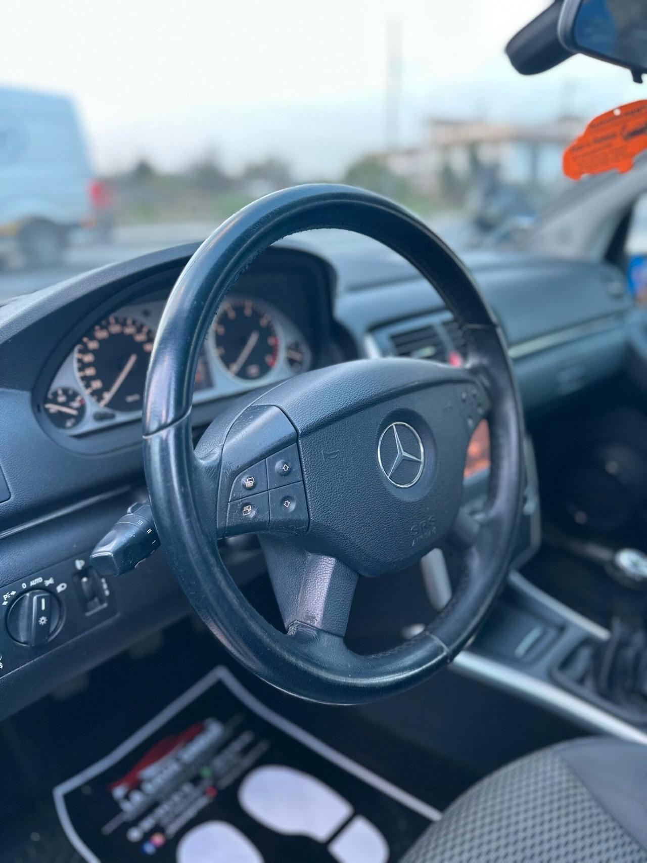 Mercedes-benz B 200 B 180 NGT BlueEFFICIENCY Premium