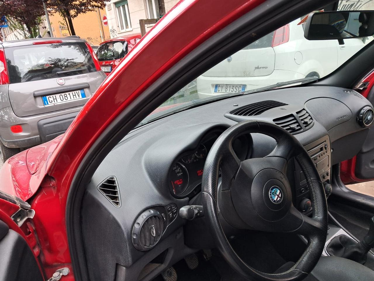 Alfa Romeo 147 1.6 16V TS (105) 5 porte Progression