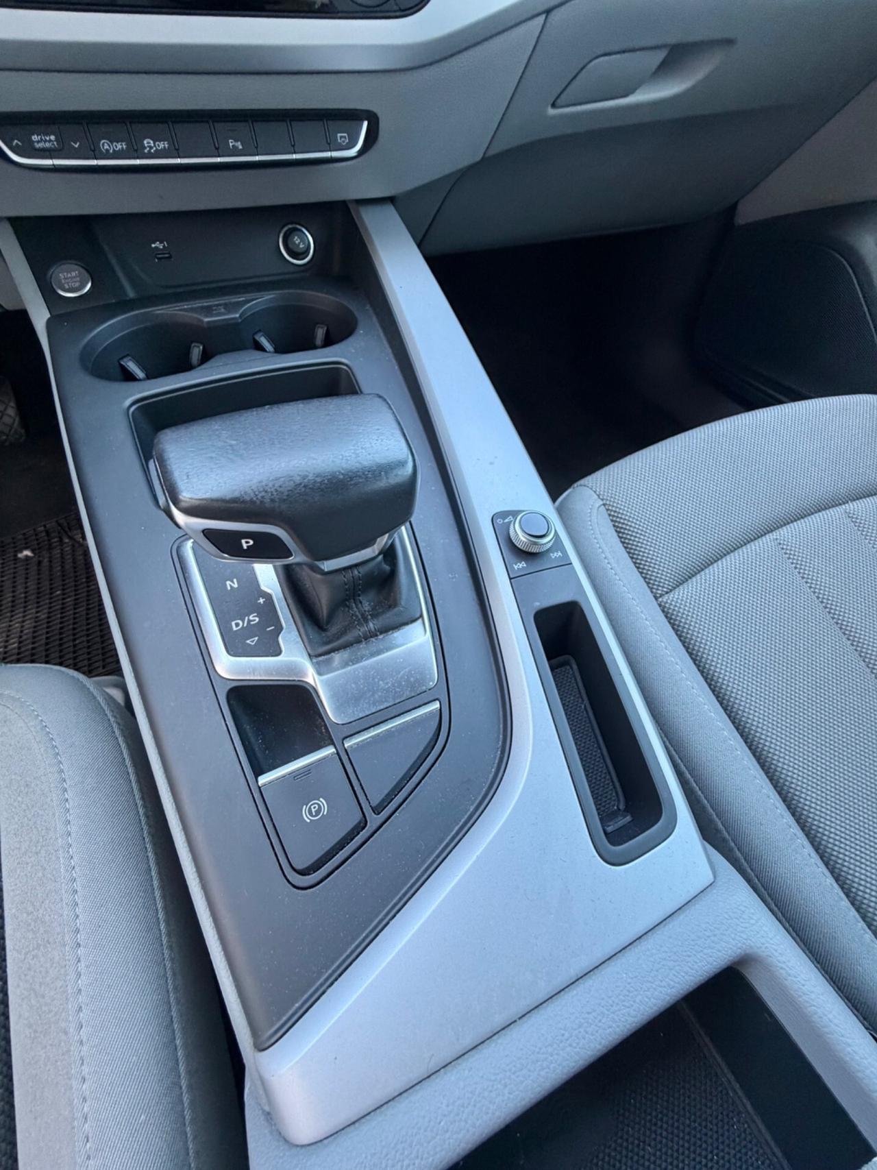 Audi A4 35 TDI/163 CV S tronic S line Edition