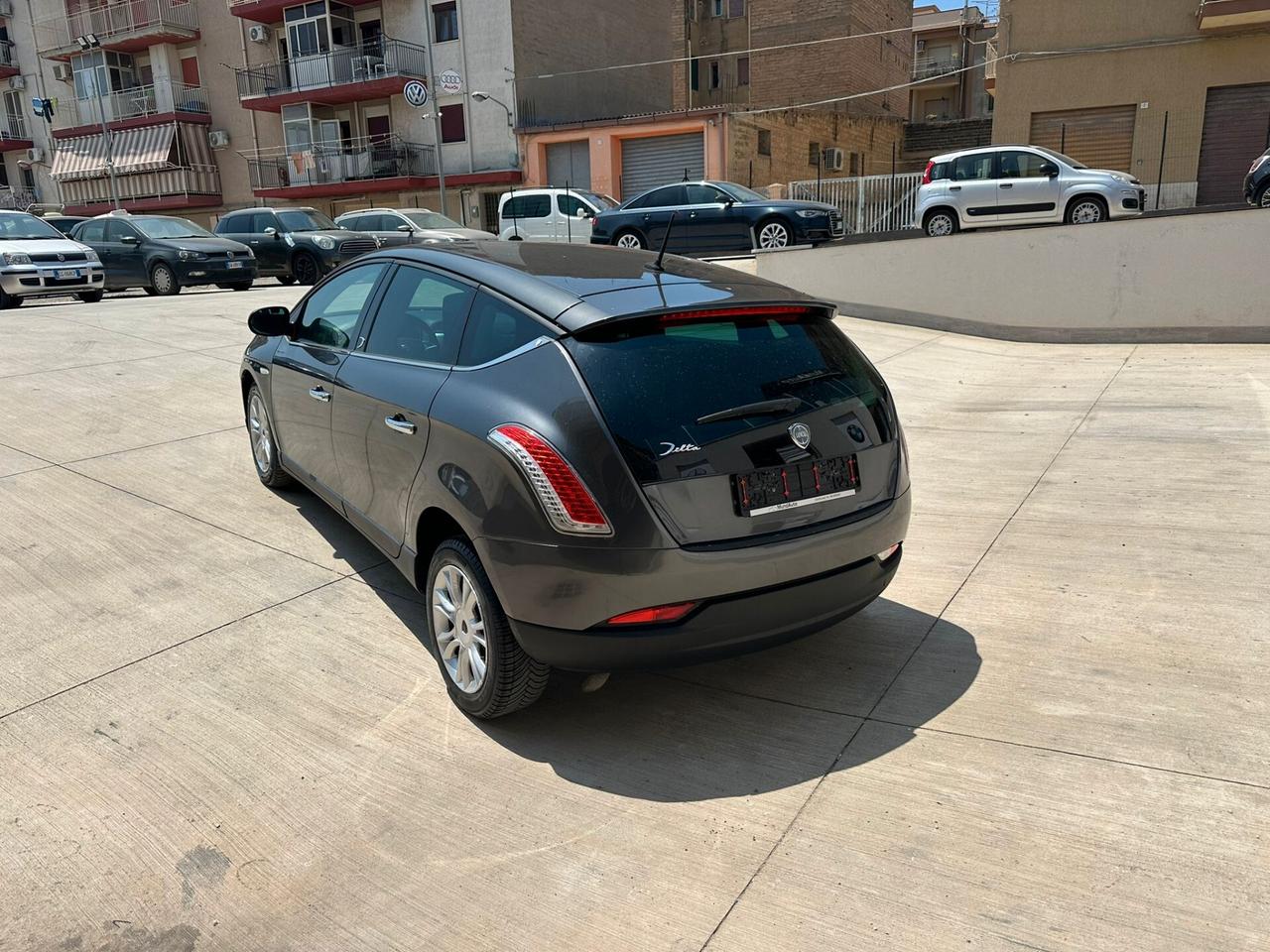 Lancia Delta 1.6 MJT DPF Oro