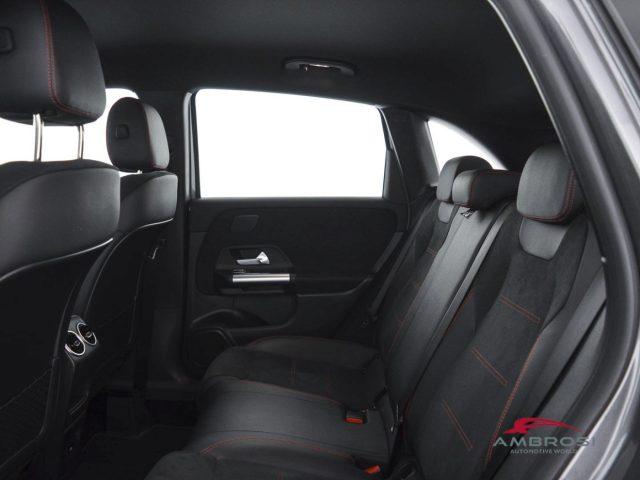 MERCEDES-BENZ B 200 200 d Automatic Premium AMG Line