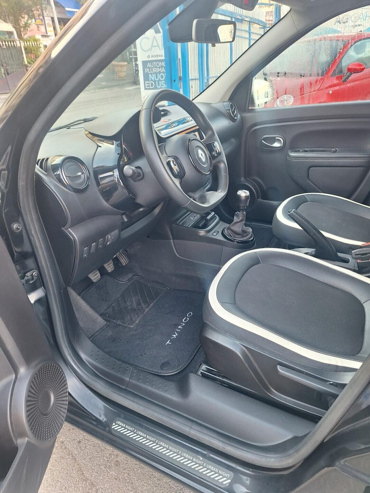 Renault Twingo SCe 65 CV Urban Night