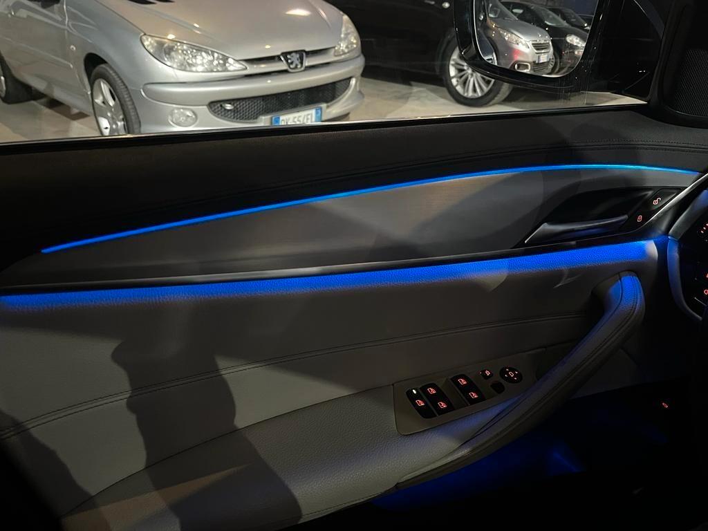 Bmw 520 d xDrive Touring Luxury