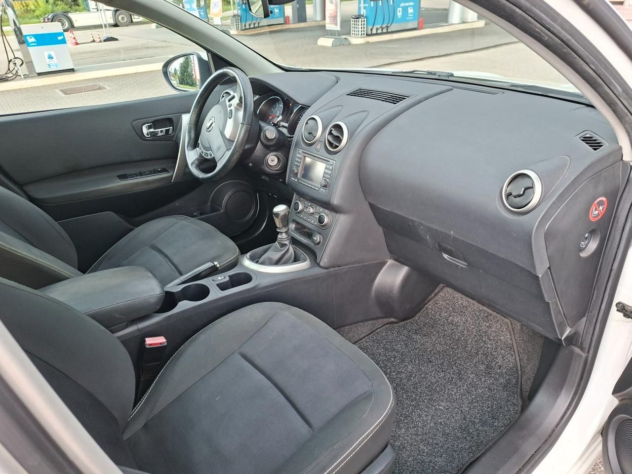 Nissan Qashqai 1.5 dCi DPF Tekna