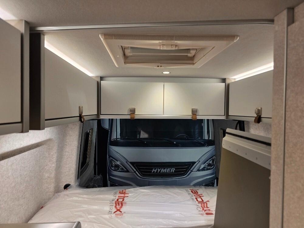 CAMPER VAN HYMER GRAND CANYON S CROSSOVER