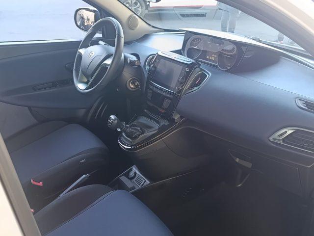 LANCIA Ypsilon 1.0 FireFly 5 porte S&S Hybrid Oro