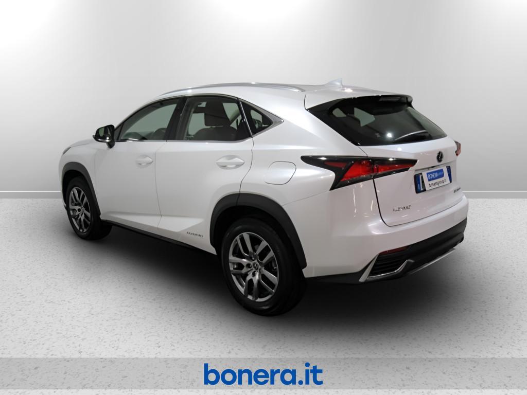 Lexus NX 300 300 2.5 Hybrid Premium 4WD CVT