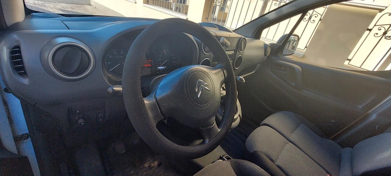 BERLINGO 1,6 DIESEL 75 CV TELEFONO BLUETOOTH 3 POSTI PORTA LATERALE IMPECCABILE