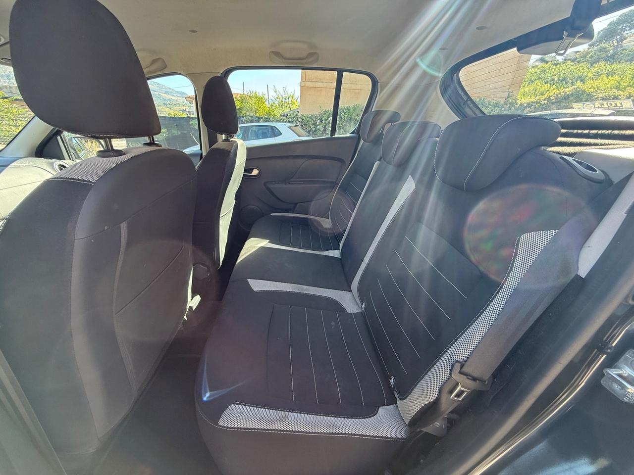 Dacia Sandero 1.5 diesel dCi 95CV
