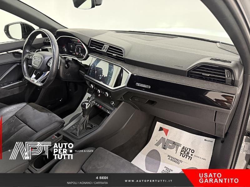 Audi Q3 Q3 Sportback RS 2.5 quattro s-tronic