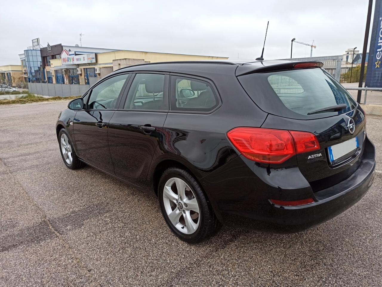 Opel Astra 1.7 CDTI 110CV Station Wagon Cosmo